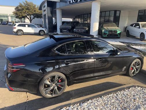 2023 Genesis G70 3.3T RWD