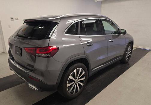 2021 Mercedes-Benz GLA 250 Base 4MATIC