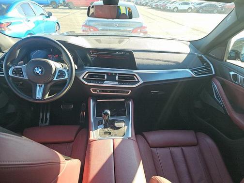 2022 BMW X6 xDrive40i