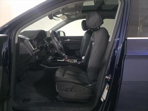 2022 Audi Q5 45 S line Premium