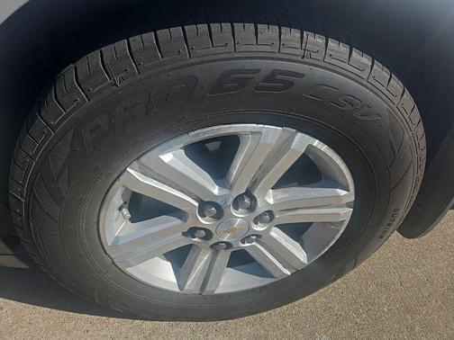 Silver Ice Metallic 2014 Chevrolet Traverse 2LT