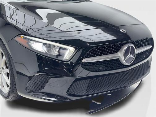 2019 Mercedes-Benz A-Class A 220 NAV READY,CAM,PANO,HTD STS,BLIND SPOT