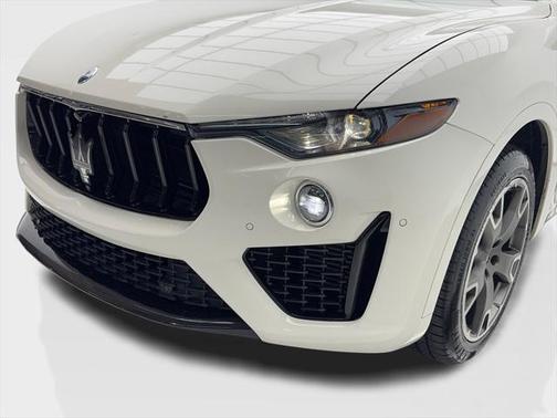 2023 Maserati Levante Modena