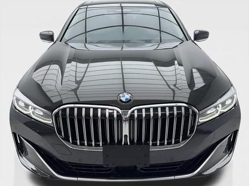 2021 BMW 750 Li xDrive