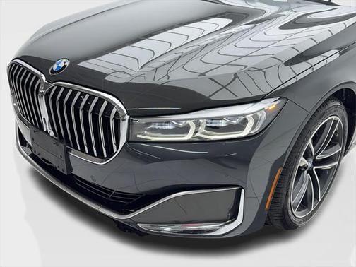 2021 BMW 750 Li xDrive