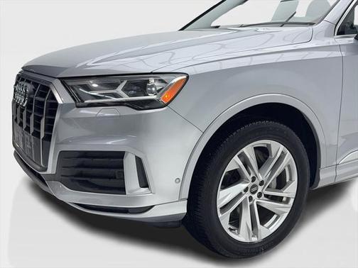 2021 Audi Q7 45 Premium