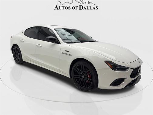 2022 Maserati Ghibli Modena