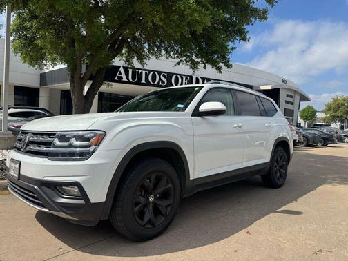 Pure White 2018 Volkswagen Atlas 3.6L SE