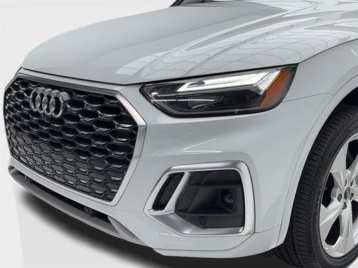 2023 Audi Q5 45 S line Premium