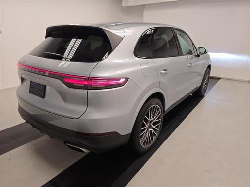 2021 Porsche Cayenne Base