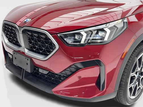 2025 BMW X2 xDrive28i