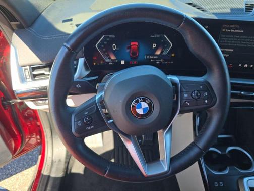 2025 BMW X2 xDrive28i