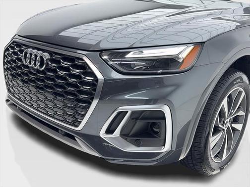 2022 Audi Q5 45 S line Premium