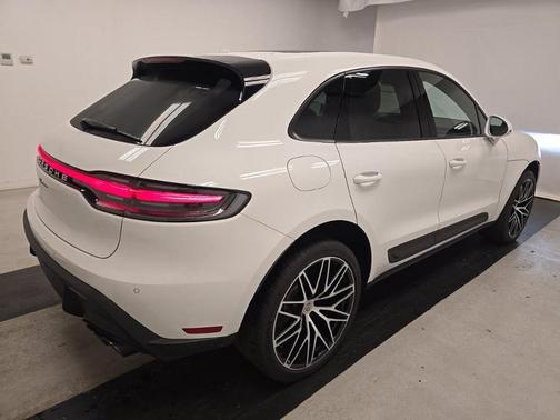 White 2023 Porsche Macan Macan S