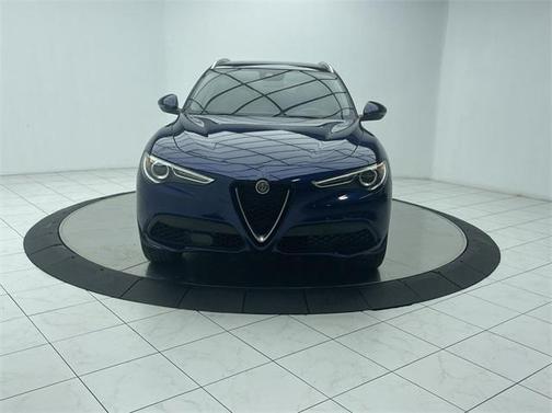 2021 Alfa Romeo Stelvio Base