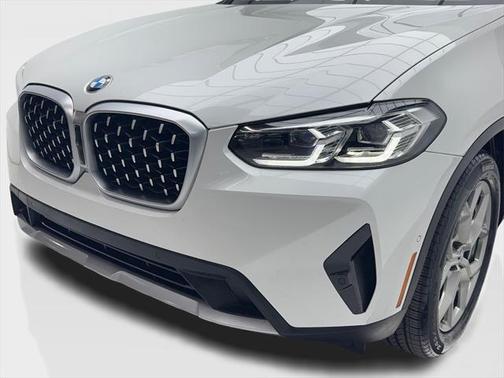 2024 BMW X4 xDrive30i