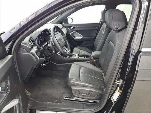 2021 Audi Q3 45 S line Premium