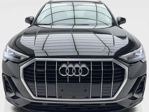 2021 Audi Q3 45 S line Premium