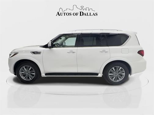 2022 INFINITI QX80 Luxe