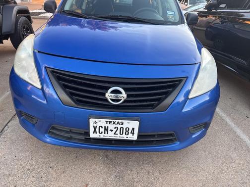 2013 Nissan Versa 1.6 S+