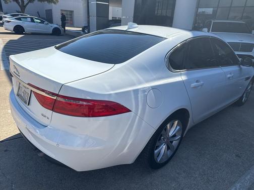 2019 Jaguar XF 25t Premium