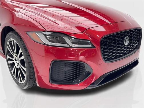 2024 Jaguar XF R-Dynamic SE P250 RWD Automatic