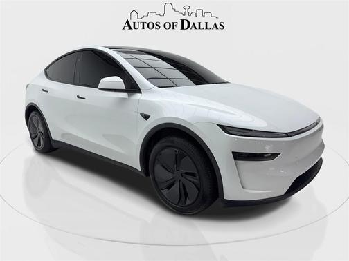 2026 Tesla Model Y Standard Rear-Wheel Drive