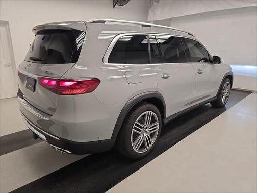 2024 Mercedes-Benz GLS 450 4MATIC