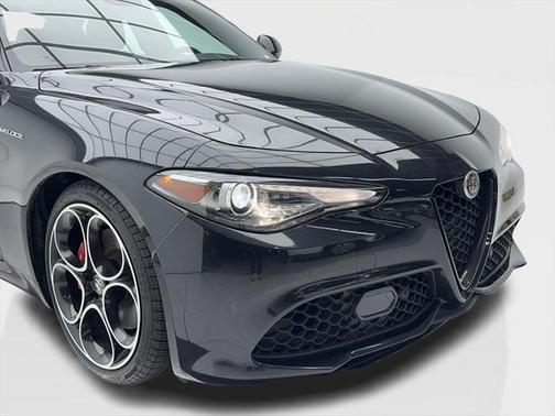 2022 Alfa Romeo Giulia Ti
