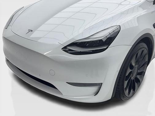2022 Tesla Model Y Performance Dual Motor All-Wheel Drive