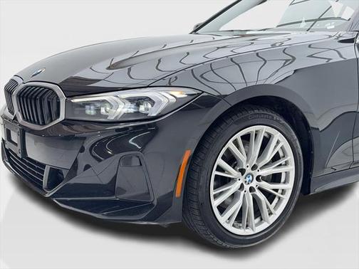 2024 BMW 330 i