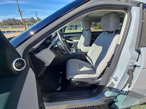 2024 Land Rover Range Rover Evoque Core S