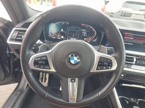 2022 BMW 230 i