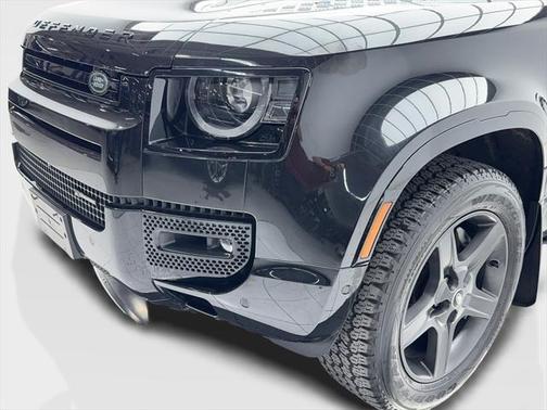 2023 Land Rover Defender 110 X-Dynamic SE