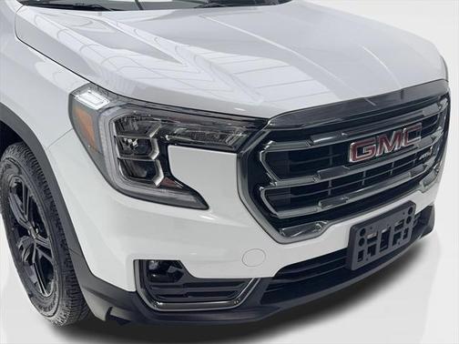2024 GMC Terrain AWD AT4