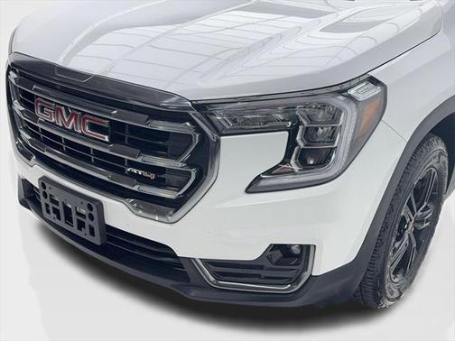 2024 GMC Terrain AWD AT4