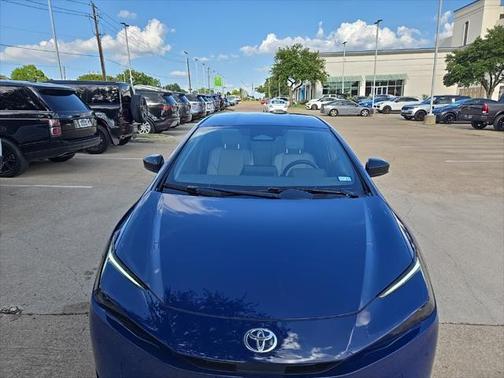 2023 Toyota Prius XLE