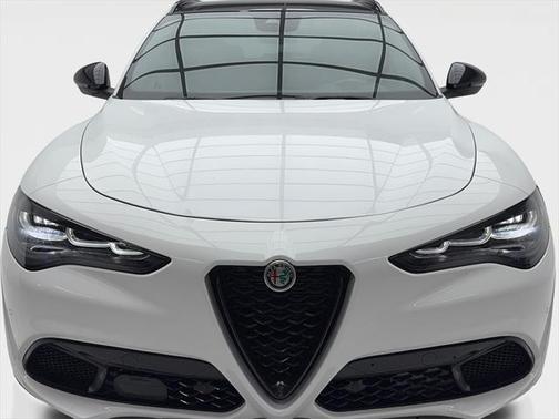 2024 Alfa Romeo Stelvio Sprint AWD