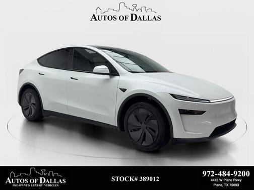 Pearl White Multi-Coat 2026 Tesla Model Y Premium Rear-Wheel Drive