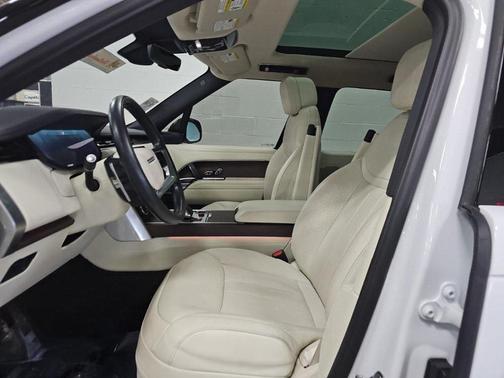 2023 Land Rover Range Rover P530 SE