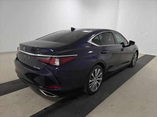 2021 Lexus ES 350 Base