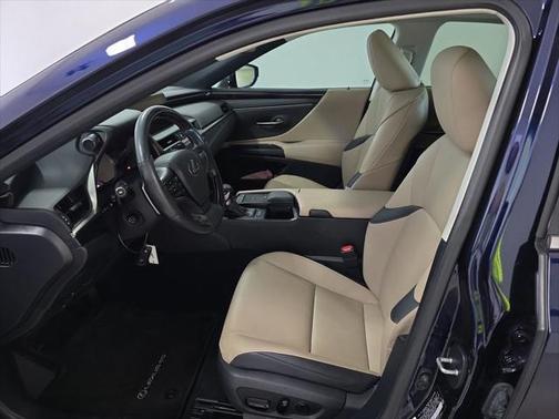 2021 Lexus ES 350 Base