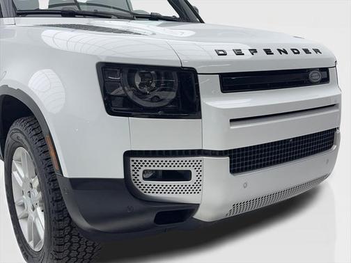 2024 Land Rover Defender 90 P300 S
