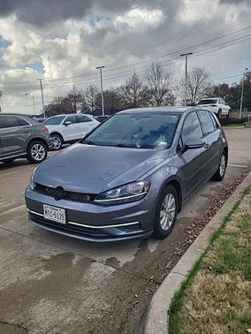 2018 Volkswagen Golf TSI S