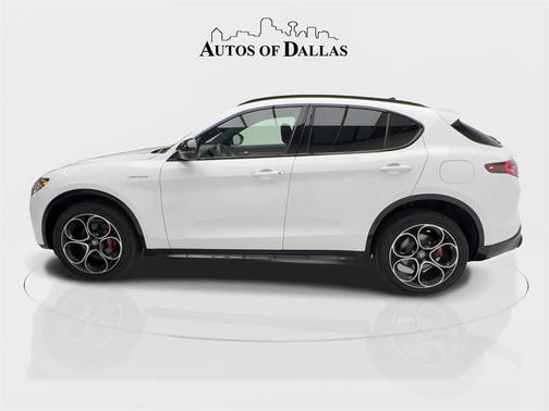 2024 Alfa Romeo Stelvio Veloce AWD