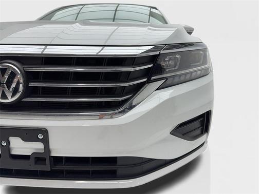2022 Volkswagen Passat 2.0T SE