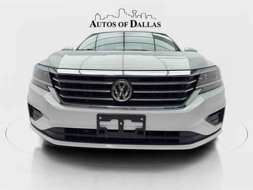 2022 Volkswagen Passat 2.0T SE
