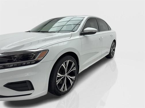 2022 Volkswagen Passat 2.0T SE