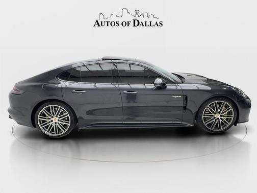 2019 Porsche Panamera 4
