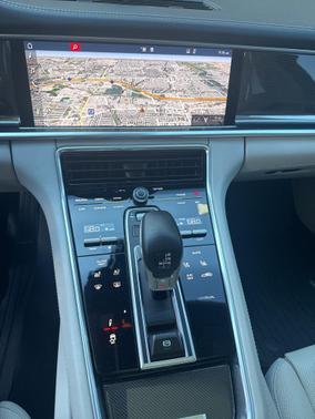 2019 Porsche Panamera 4